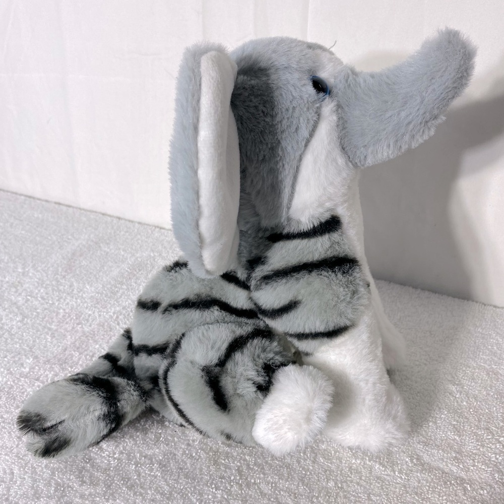 5/$35 Mashmals Grey White Ellie Cat Elephant Cat Hybrid Plush Toy Stuffed Animal